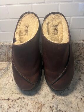 UGG Women's Brown Leather Shearling-Lined Clog Mules